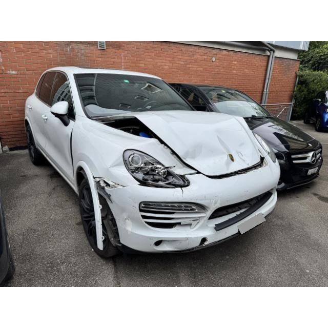 Porsche 3.0 V6 TDI TipT Cayenne [SC]