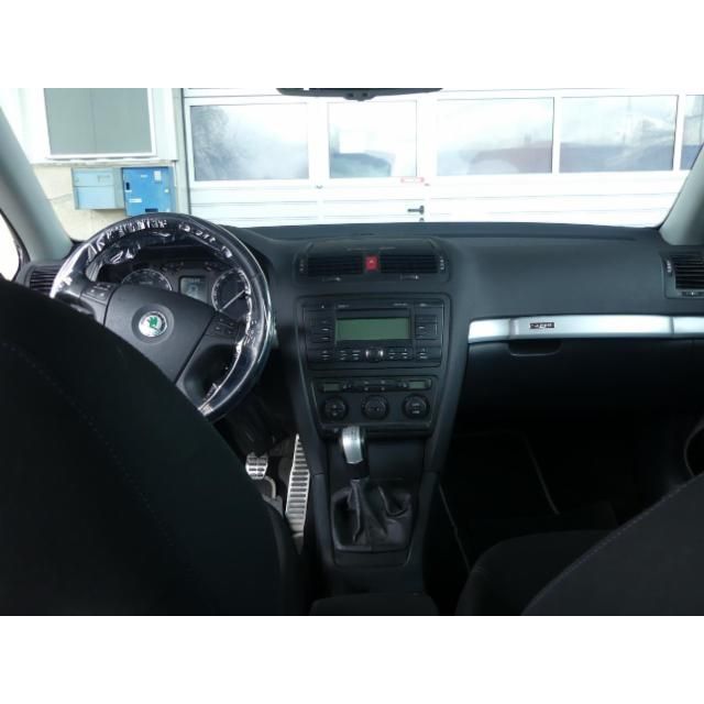 Skoda 2.0 TDI DPF 4x4 Octavia Scout [SC]