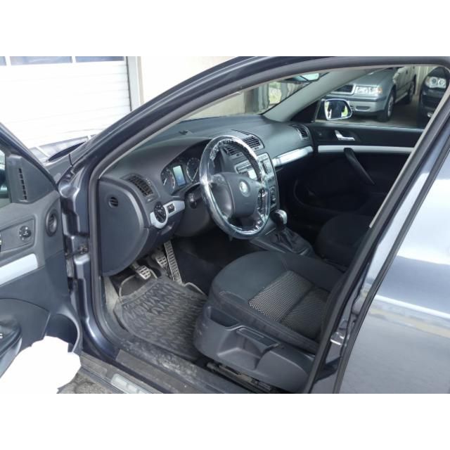 Skoda 2.0 TDI DPF 4x4 Octavia Scout [SC]