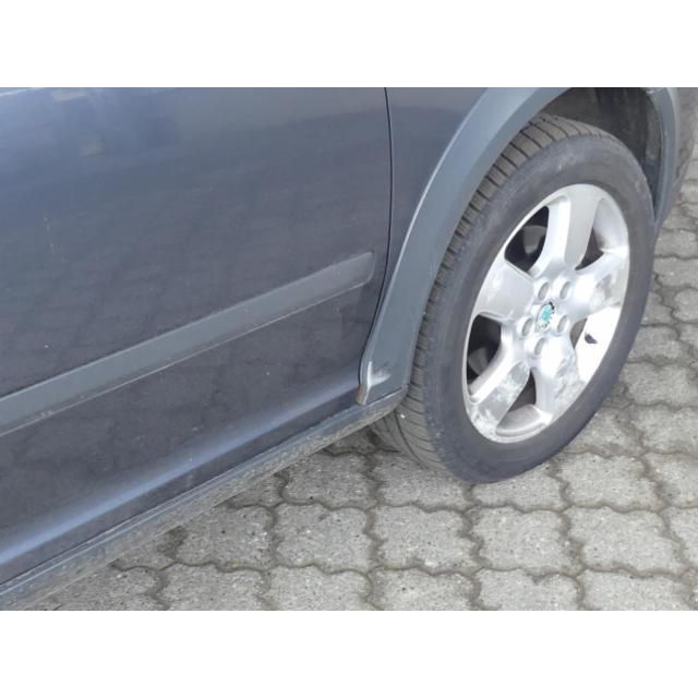 Skoda 2.0 TDI DPF 4x4 Octavia Scout [SC]