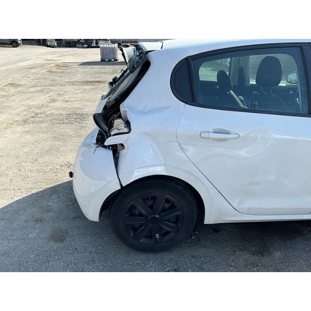 Peugeot 1.6 BlueHDI business 208 [SC]