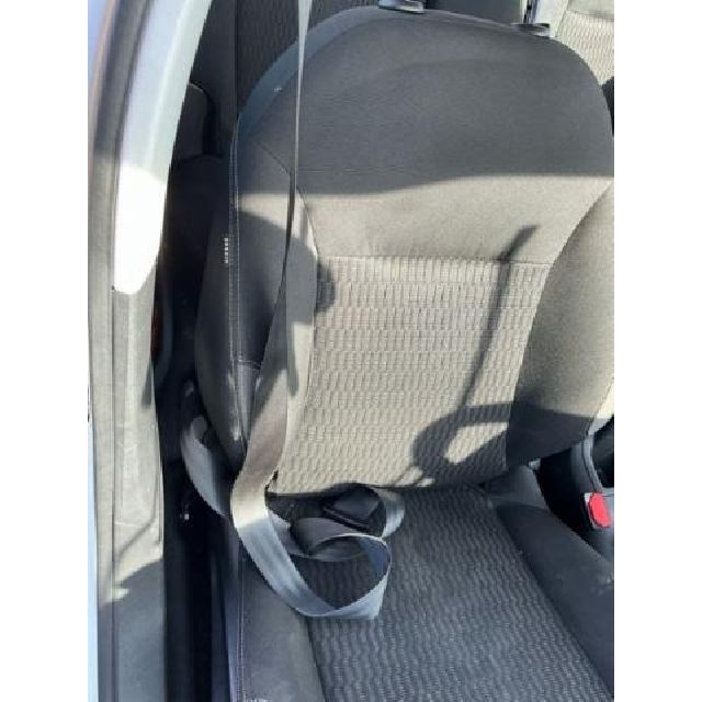 Peugeot 1.6 BlueHDI business 208 [SC]