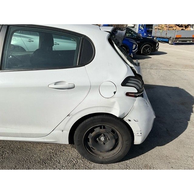 Peugeot 1.6 BlueHDI business 208 [SC]