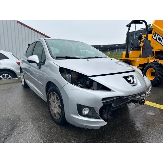 Peugeot 1.4 16V 95 Active 207 [SC]