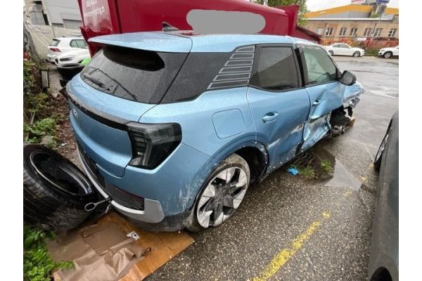 Ford Extended Range Premium AWD Explorer [SC]