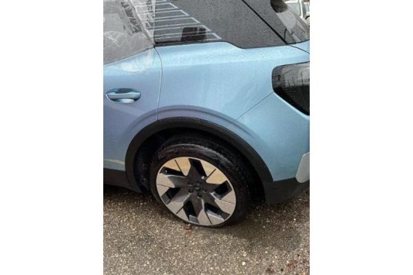 Ford Extended Range Premium AWD Explorer [SC]