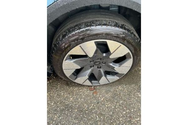 Ford Extended Range Premium AWD Explorer [SC]