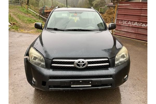 Toyota 2.2 D4D 177 Linea Luna RAV4 [SC]