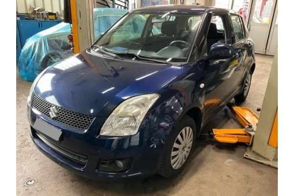 Suzuki 1.3 GL Top Piz Sulai 4WD Swift [SC]