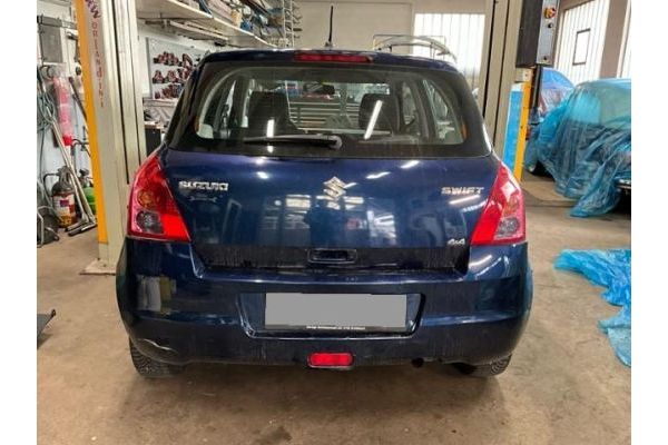 Suzuki 1.3 GL Top Piz Sulai 4WD Swift [SC]