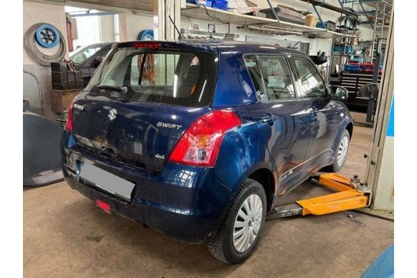 Suzuki 1.3 GL Top Piz Sulai 4WD Swift [SC]