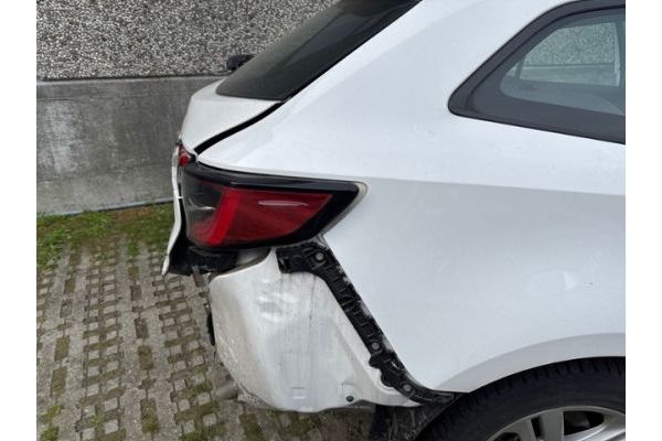 Toyota 1.8 HSD Active Corolla Touring Sports [SC]