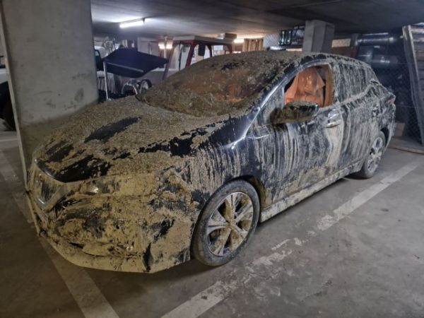 Nissan  Leaf [SC]