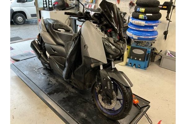 Yamaha 300 XMax CZD 300 XMax [SC]