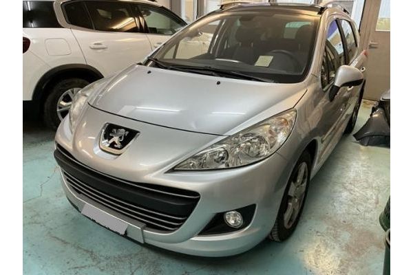 Peugeot 1.6 16V Trendy 207 SW [SC]