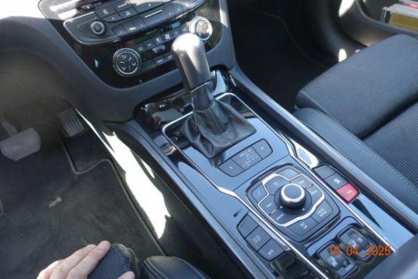 Peugeot 2.0 BlueHDi 180 Allure S/S 508 SW [SC]