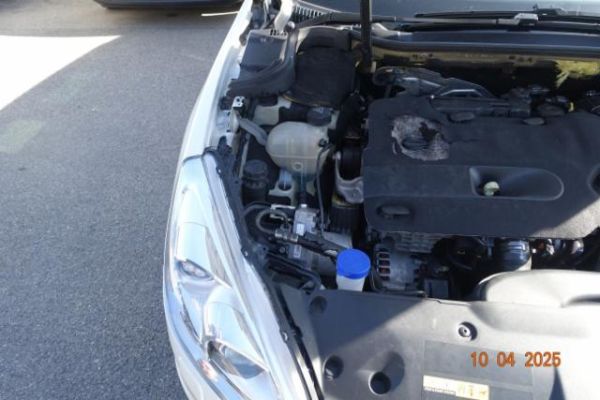 Peugeot 2.0 BlueHDi 180 Allure S/S 508 SW [SC]