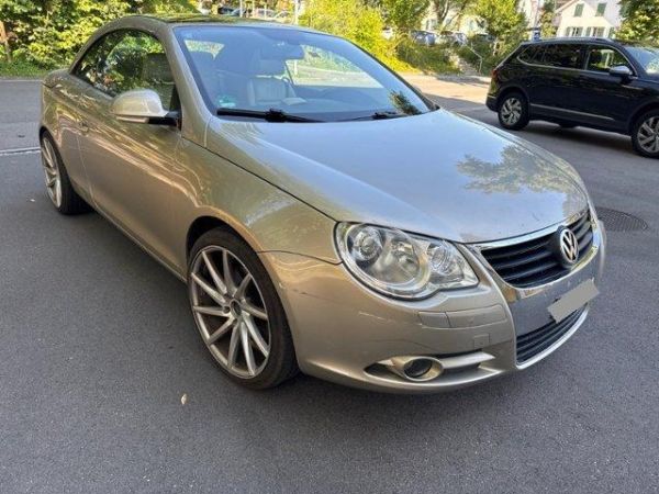 VW 2.0 200 T FSI DSG Eos [SC]