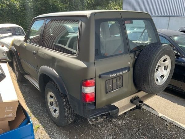 Nissan 3.0 Di Elegance Patrol GR [SC]