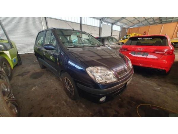 Renault 2.0 16V Dynamique Scénic [SC]