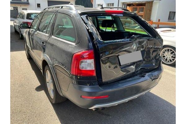 Skoda 2.0 TDI 4x4 Octavia Scout [SC]
