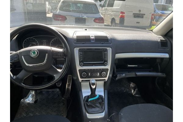 Skoda 2.0 TDI 4x4 Octavia Scout [SC]