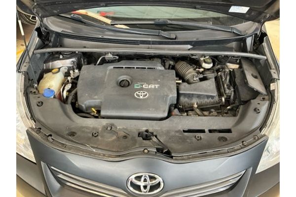 Toyota 2.2 DCAT Luna 7P Verso 2.2 DCat [SC]