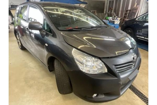 Toyota 2.2 DCAT Luna 7P Verso 2.2 DCat [SC]