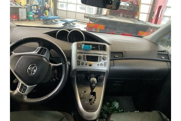 Toyota 2.2 DCAT Luna 7P Verso 2.2 DCat [SC]