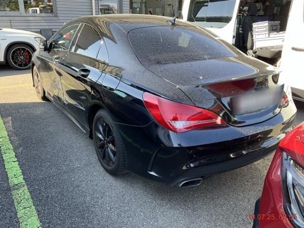 MERCEDESBENZ CLA 180 AMG Line, 122 PS [AZ]