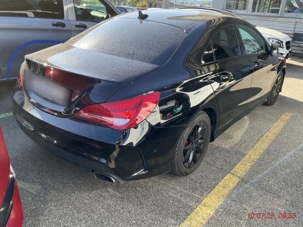 MERCEDESBENZ CLA 180 AMG Line, 122 PS [AZ]