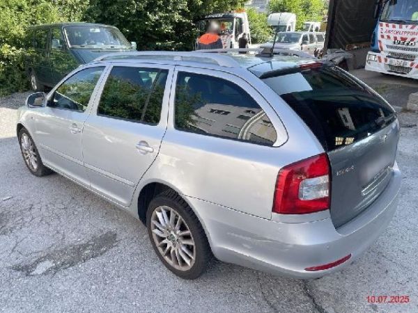 SKODA Octavia Combi 1.8 TSI Laurin Klement DSG, 160 PS [AZ]