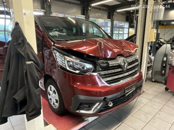 RENAULT Traffic dCi 150 Passenger Intens 2.0, 150 PS [AZ]