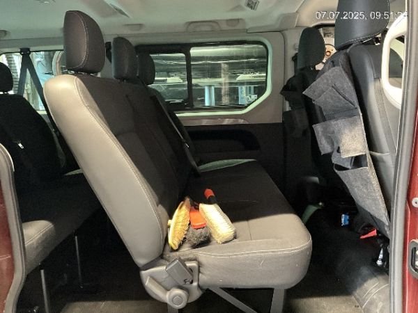 RENAULT Traffic dCi 150 Passenger Intens 2.0, 150 PS [AZ]