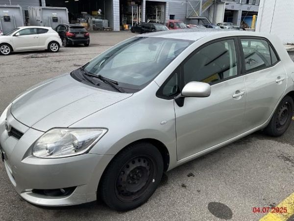 TOYOTA Auris 1.6 Linea Luna, 124 PS [AZ]