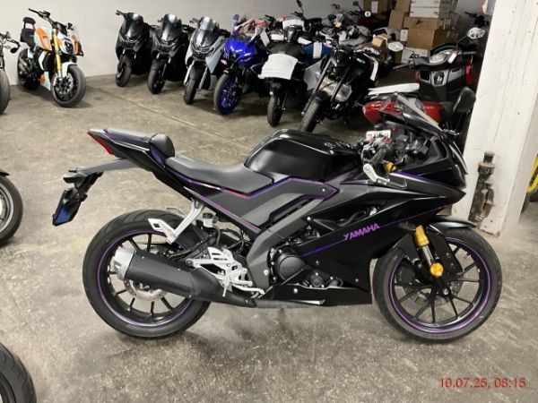 YAMAHA R 125, 15 PS [AZ]