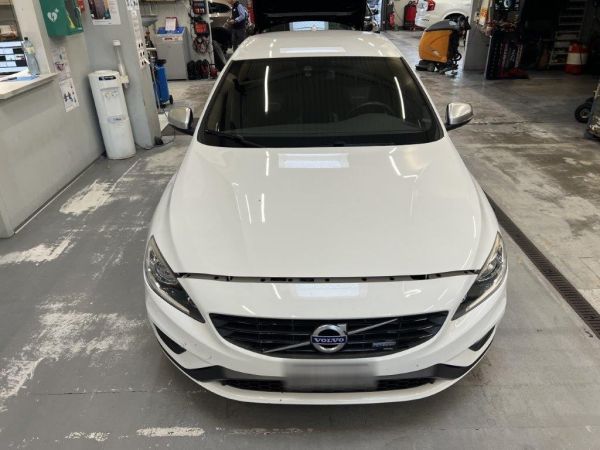 VOLVO S60 T3 Momentum RDesign Powershift, 150 PS [AZ]