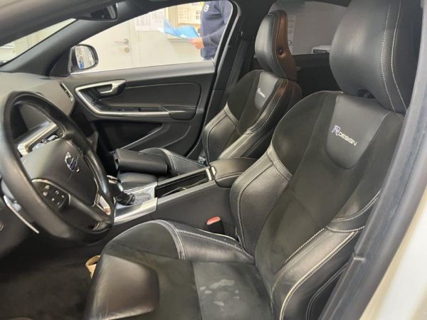 VOLVO S60 T3 Momentum RDesign Powershift, 150 PS [AZ]