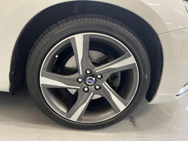 VOLVO S60 T3 Momentum RDesign Powershift, 150 PS [AZ]