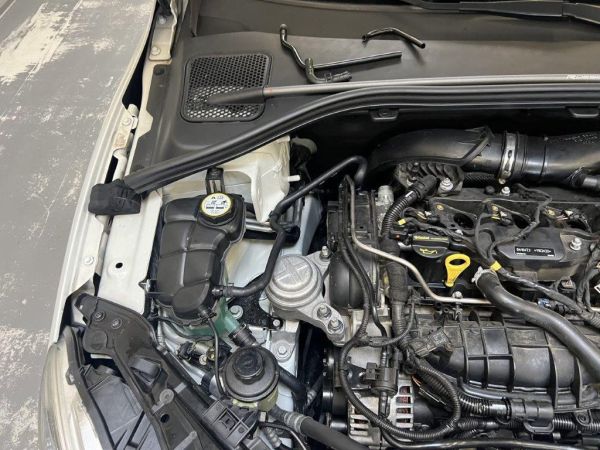 VOLVO S60 T3 Momentum RDesign Powershift, 150 PS [AZ]