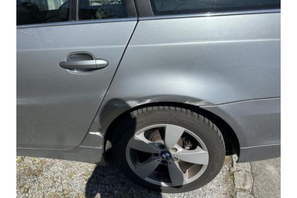 BMW 530xd 5er Reihe E61 Touring [SC]