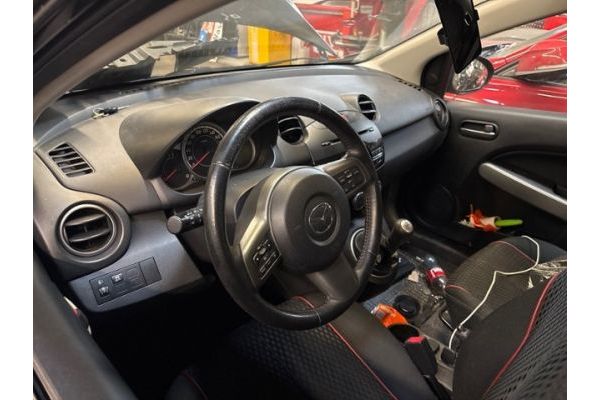 Mazda 1.5 MZR Sport 2 [SC]