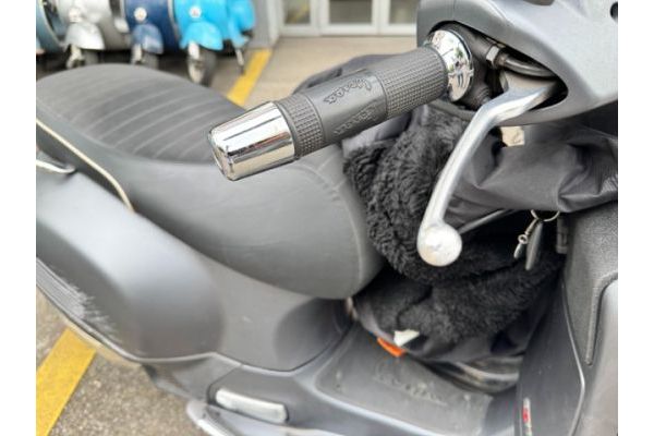 Piaggio ABS Vespa 125 GTS [SC]