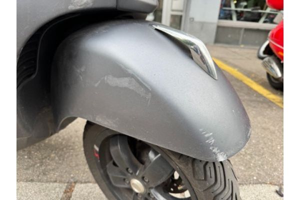 Piaggio ABS Vespa 125 GTS [SC]