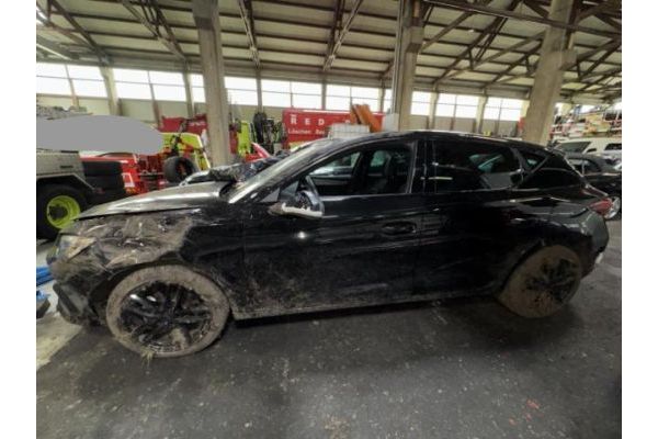 CUPRA 1.5 eTSI DSG Leon [SC]