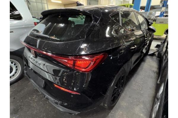 CUPRA 1.5 eTSI DSG Leon [SC]