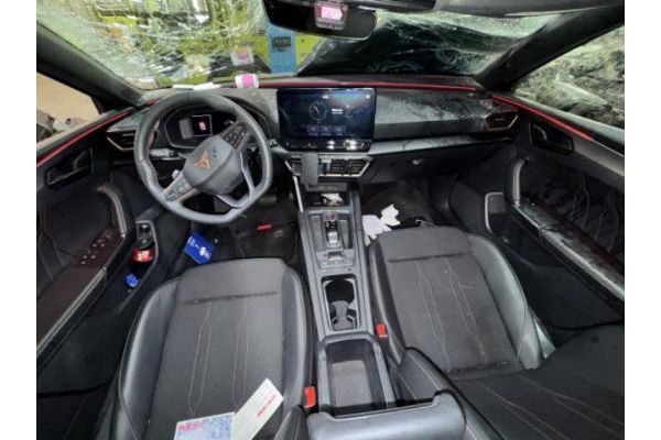 CUPRA 1.5 eTSI DSG Leon [SC]