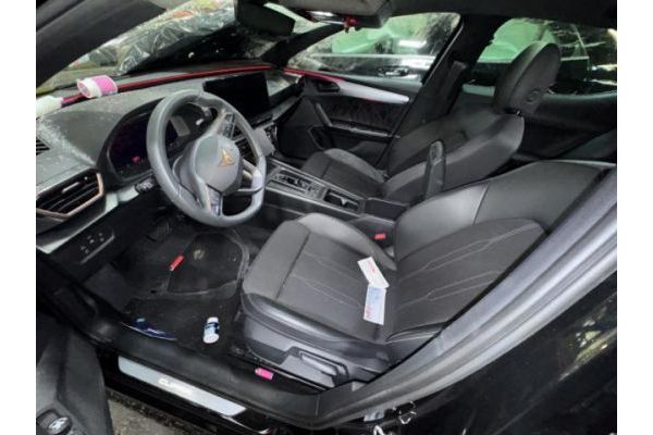 CUPRA 1.5 eTSI DSG Leon [SC]