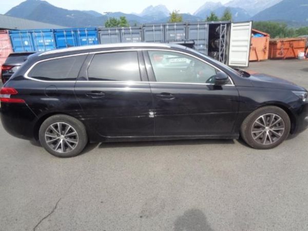 Peugeot 2.0 BlueHDi Allure 308 SW [SC]