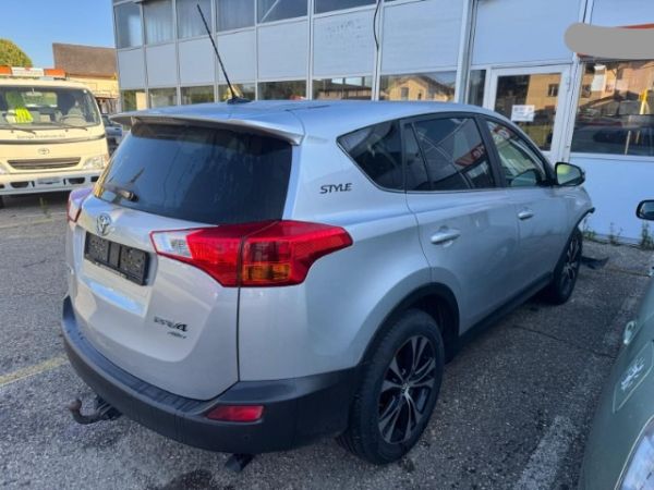 Toyota 2.2 D4D 150 Style RAV4 [SC]